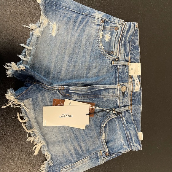 NWT Moussy Vintage shorts size 29 - Picture 2 of 2